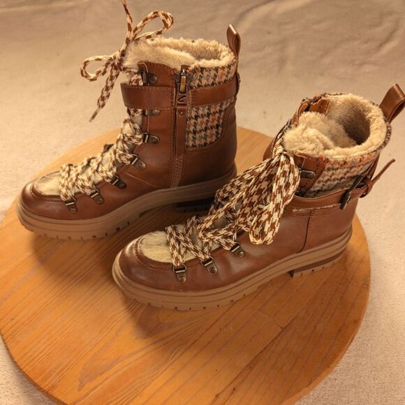 Circus by Sam Edelman Fuzzy Hiking Boots Size 8 - Picture 2 of 12